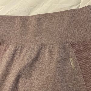 I have so many of these leggings. I figured I can sell some.